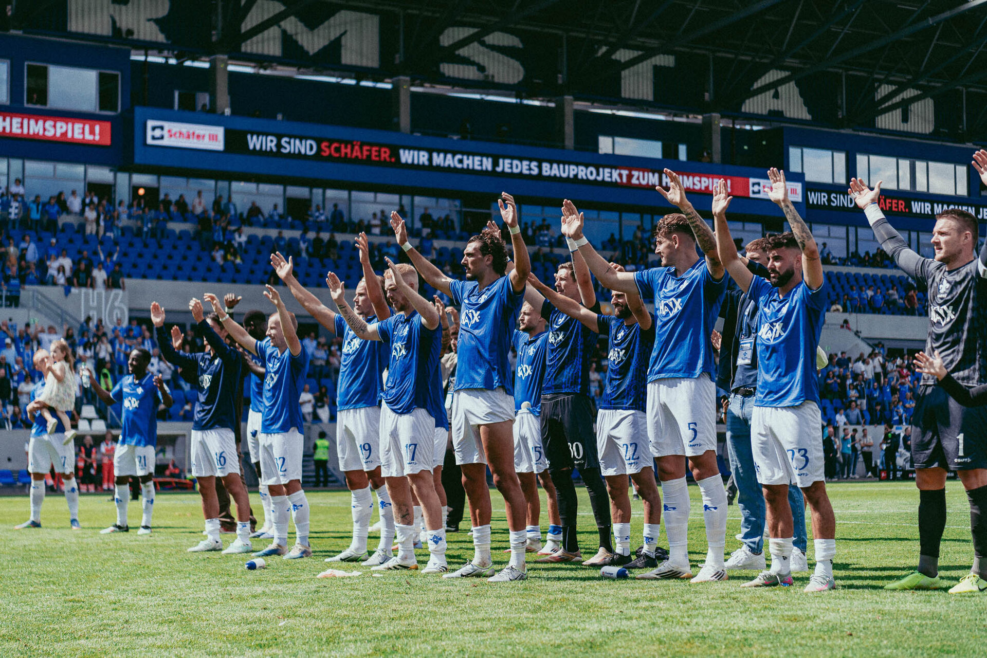 Suzuki Sponsoring SV Darmstadt 98 Mannschaftsfoto